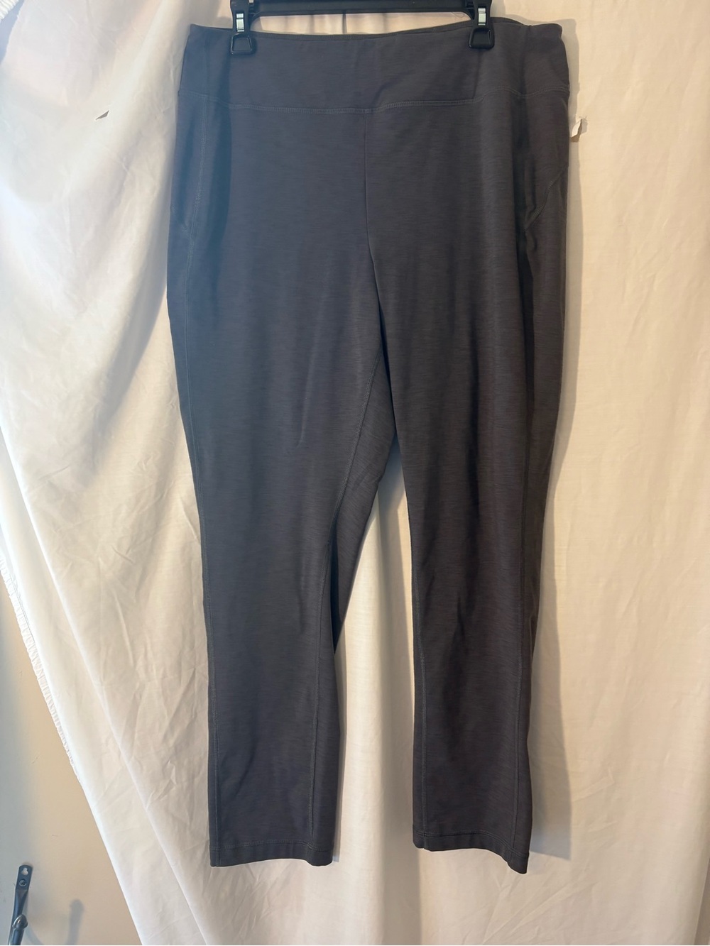 Duluth Trading Co Straight Leg Pull-On Pants in Charcoal